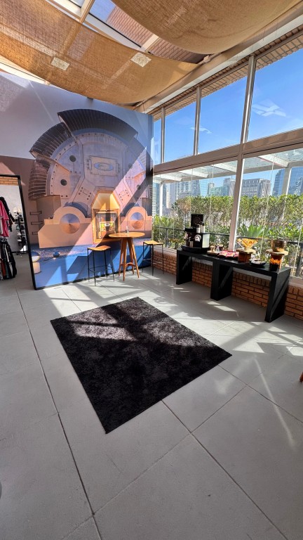 Showroom Oakley: projeto realizado para a Essilor — 4