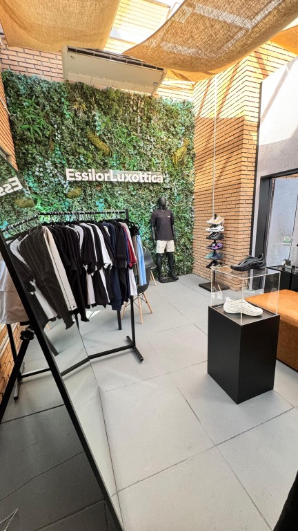 Showroom Oakley: projeto realizado para a Essilor — 5